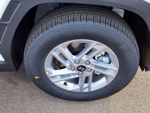 New 2026 Hyundai Tucson SE image 18