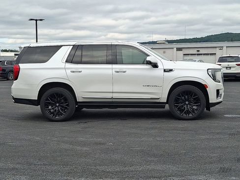 Used 2022 GMC Yukon Denali AWD/4WD image 7