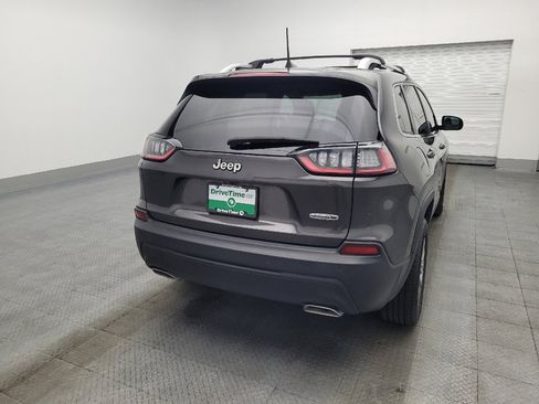 Used 2019 Jeep Cherokee Latitude Plus image 7