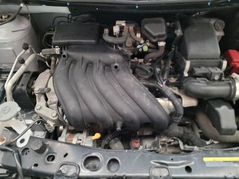 Used 2019 Nissan Versa SV w/ SV Special Edition Package image 30