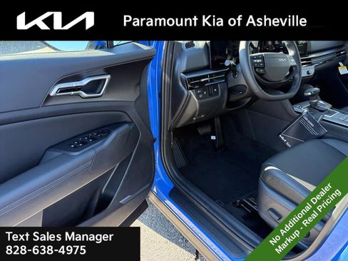 New 2026 Kia Sportage EX image 16