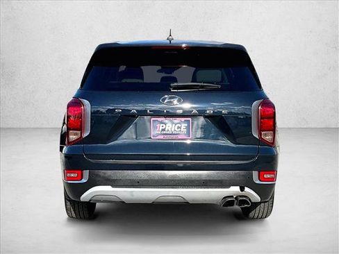 Used 2021 Hyundai Palisade SE image 4