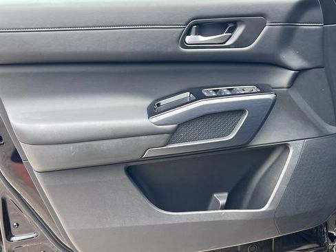New 2026 Nissan Pathfinder SL AWD/4WD image 14
