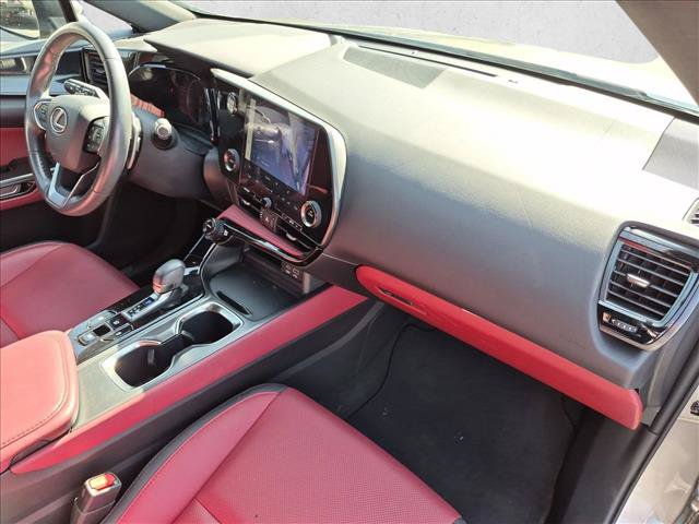 Used 2024 Lexus NX 250 FWD image 23