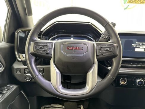 Used 2024 GMC Sierra 1500 SLT image 16