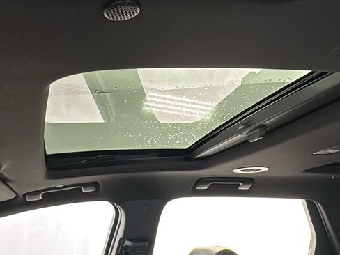 Used 2023 Buick Enclave Essence w/ Experience Buick Package image 39