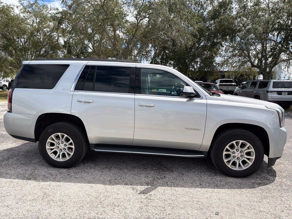 Used 2020 GMC Yukon SLT AWD/4WD image 2