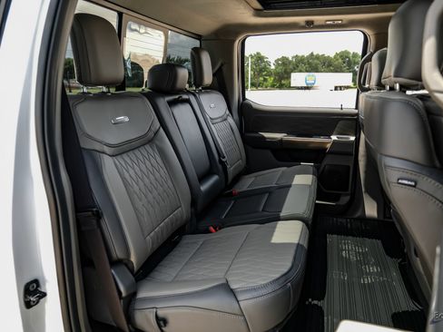 Used 2026 Ford F450 Platinum w/ Platinum Plus Package AWD/4WD image 89