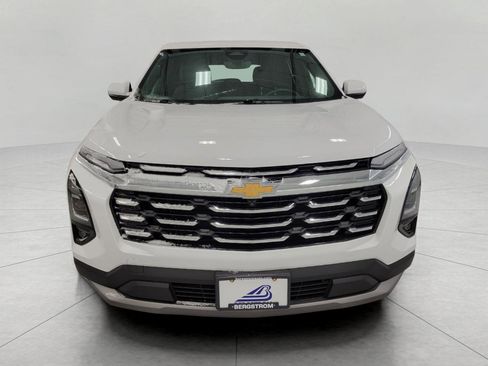 Used 2025 Chevrolet Equinox LT w/ Safety and Technology Package image 13