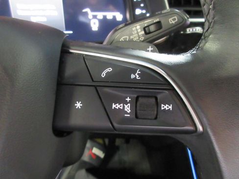 Used 2021 Audi Q8 Premium Plus AWD/4WD image 20