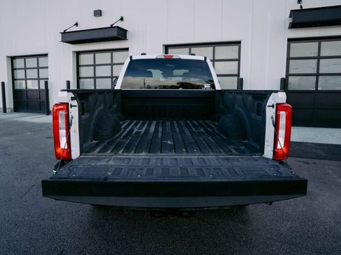 Used 2024 Ford F350 XLT image 9