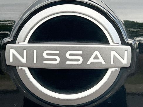 Used 2023 Nissan Rogue SL w/ SL Premium Package FWD image 12