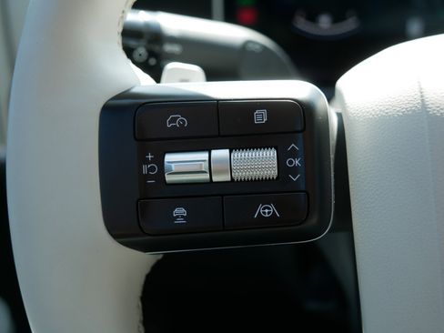 Certified 2026 Hyundai Santa Fe SEL image 31