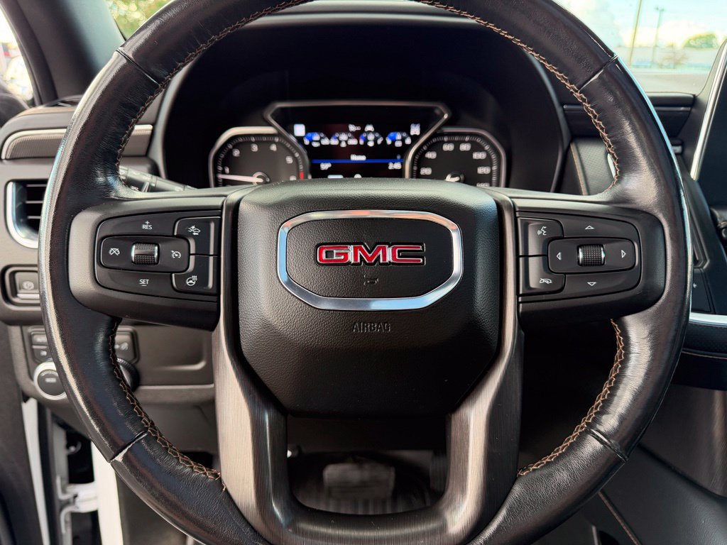 Used 2021 GMC Yukon AT4 w/ Rear Media and Nav Package AWD/4WD image 17