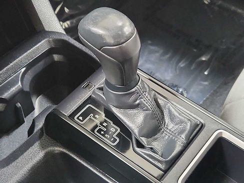 Certified 2022 Toyota Tacoma SR RWD image 21