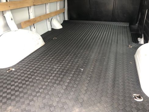 Used 2024 GMC Savana 2500 w/ Driver Convenience Package image 19