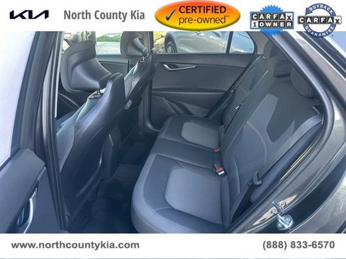 Certified 2025 Kia Niro LX image 16