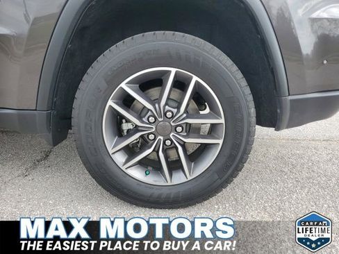 Used 2021 Jeep Grand Cherokee Limited w/ Luxury Group II AWD/4WD image 18