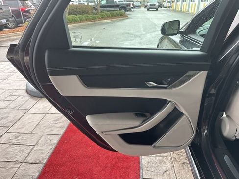 Used 2024 Jaguar XF R-Dynamic SE image 27