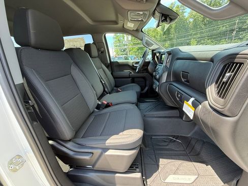 New 2026 Chevrolet Silverado 1500 Custom w/ Turbomax Blackout Package AWD/4WD image 25