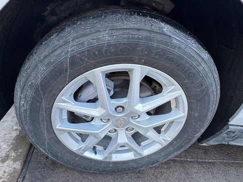 Used 2022 Chevrolet Equinox LT image 24