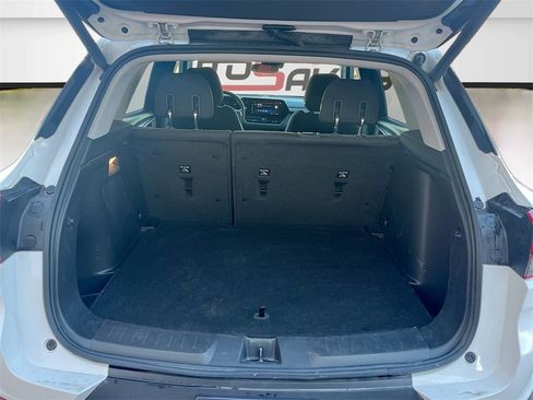 Used 2024 Chevrolet TrailBlazer LT w/ Convenience Package image 25