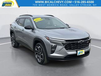 Used 2025 Chevrolet Trax RS w/ Driver Confidence Package video 1