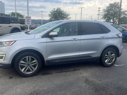 Used 2018 Ford Edge SEL w/ Equipment Group 201A AWD/4WD image 11