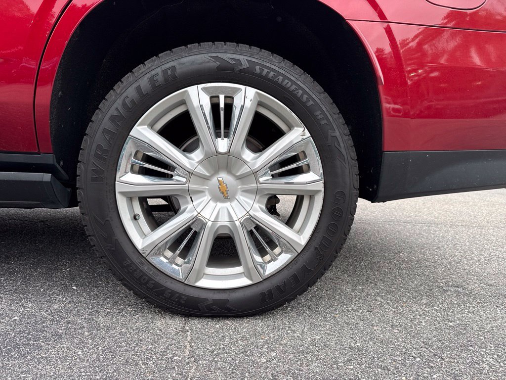 Used 2021 Chevrolet Tahoe High Country w/ Premium Package AWD/4WD image 10