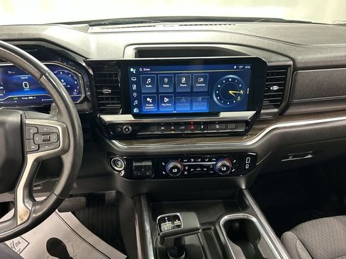 Certified 2023 Chevrolet Silverado 1500 RST AWD/4WD image 18