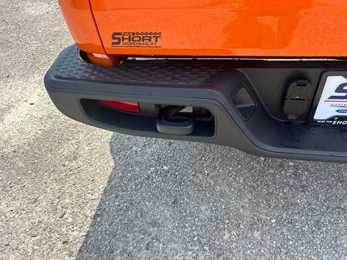 New 2025 Jeep Gladiator Sport image 43