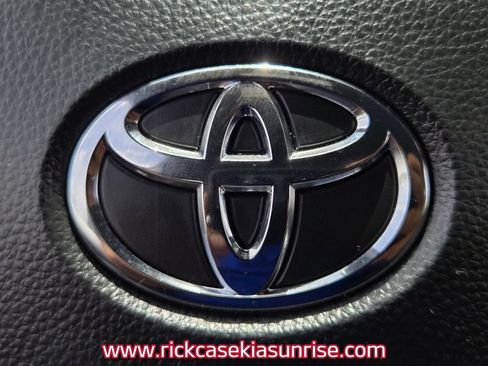 Used 2026 Toyota Corolla SE FWD image 29