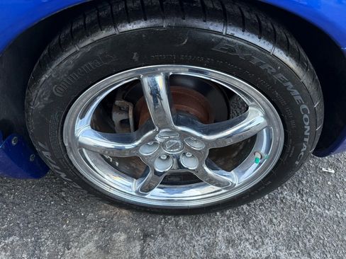 Used 2004 Nissan 350Z Performance w/ Aerodynamics Pkg image 32