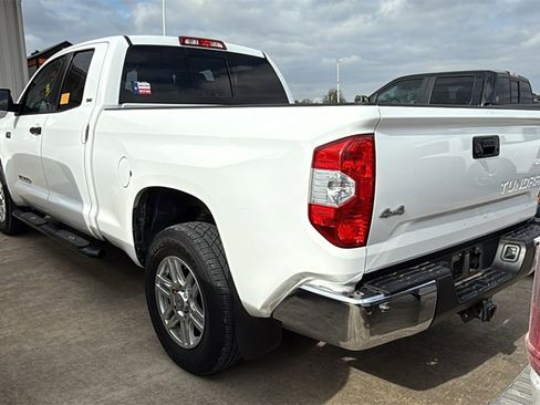Used 2016 Toyota Tundra SR5 image 4