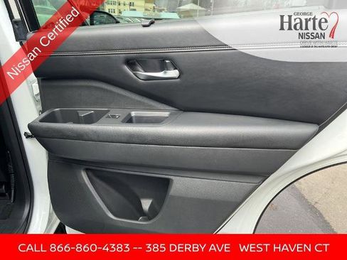 Certified 2023 Nissan Pathfinder Platinum image 18