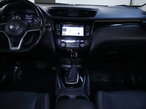 Used 2018 Nissan Rogue Sport SL w/ SL Premium Package AWD/4WD image 18