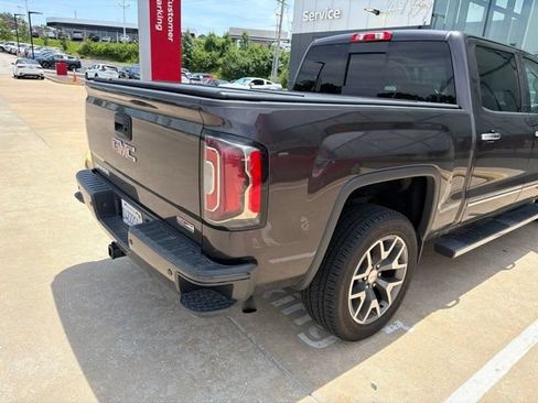 Used 2016 GMC Sierra 1500 SLT w/ All-Terrain Package AWD/4WD image 2