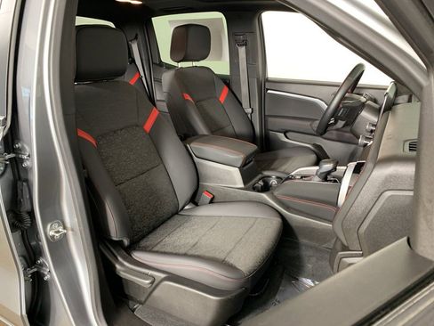 Used 2024 Chevrolet Colorado Z71 w/ Z71 Convenience Package 2 image 36