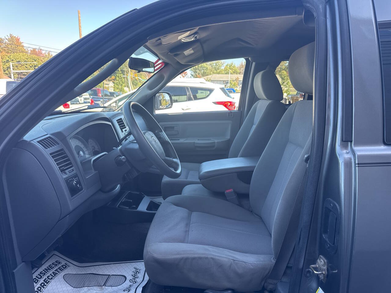 Used 2006 Dodge Dakota SLT w/ Trailer Tow Group AWD/4WD image 13