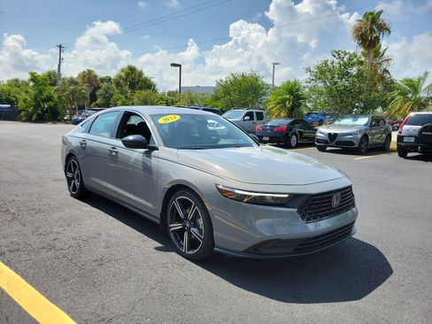 Used 2024 Honda Accord Sport image 2