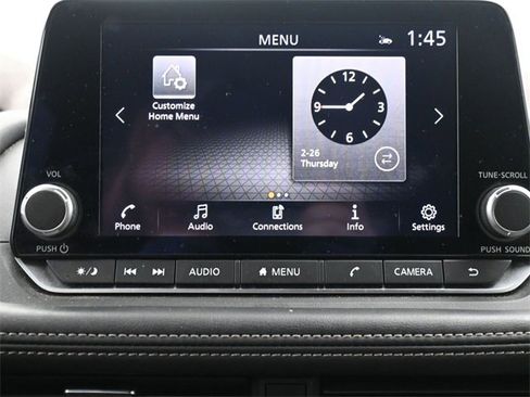 Used 2023 Nissan Rogue SV image 18