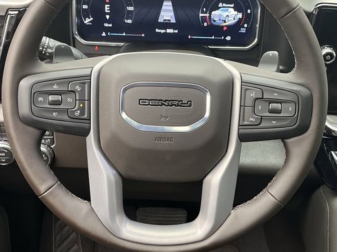 Used 2026 GMC Sierra 1500 Denali w/ Denali Reserve Package image 16