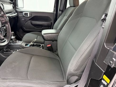 Used 2022 Jeep Wrangler Willys image 29