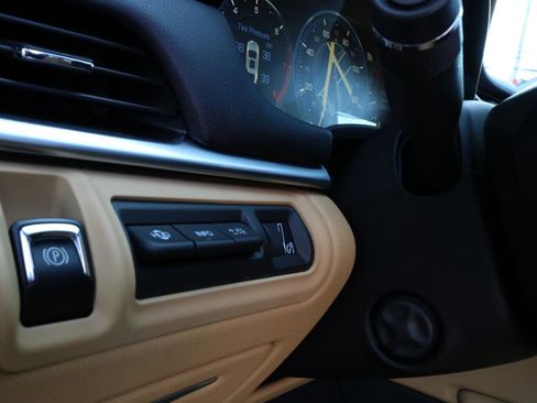 Used 2014 Cadillac XTS Premium FWD image 31
