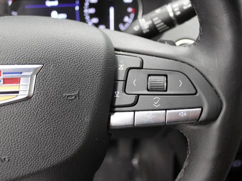 Used 2023 Cadillac XT4 Premium Luxury AWD/4WD image 21