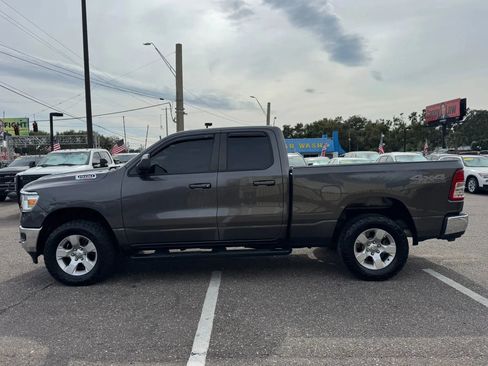 Used 2022 RAM 1500 Big Horn AWD/4WD image 9