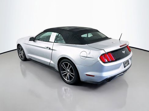 Used 2016 Ford Mustang Premium RWD image 5