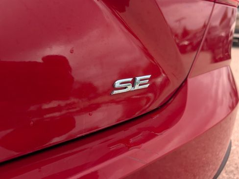 Used 2025 Toyota Camry SE FWD image 42