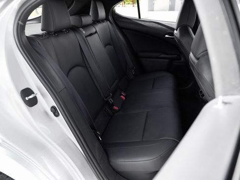 Used 2023 Lexus UX 250h FWD w/ Premium Package image 41