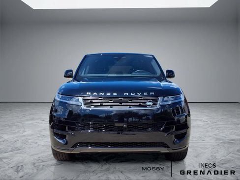 Used 2025 Land Rover Range Rover Sport AWD/4WD image 3